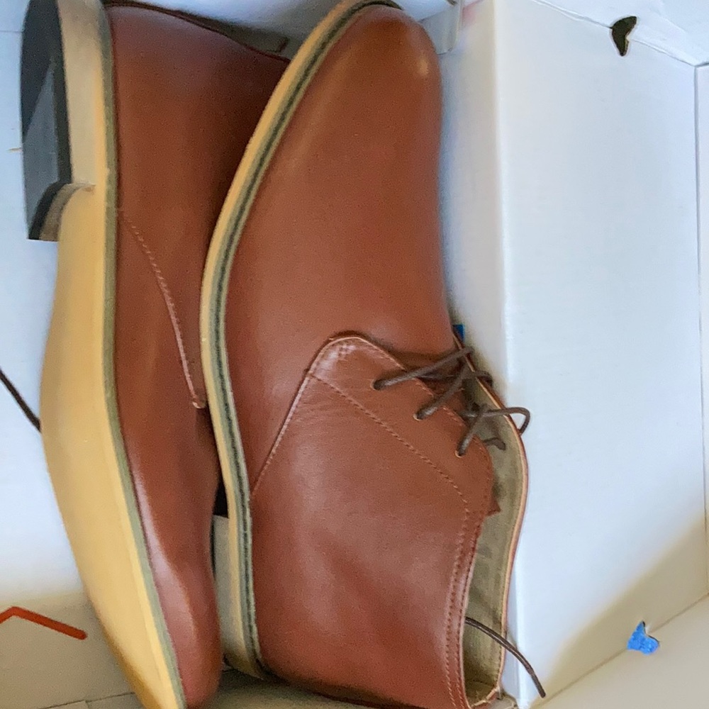 Deer stags size 10W BNIB